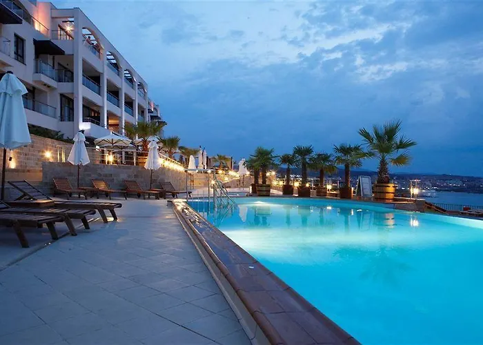 Ofir Hotell 4*