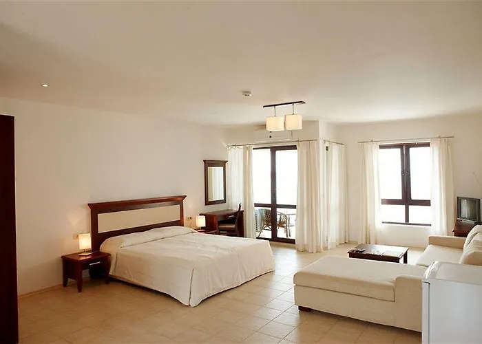 Ofir Hotell 4*